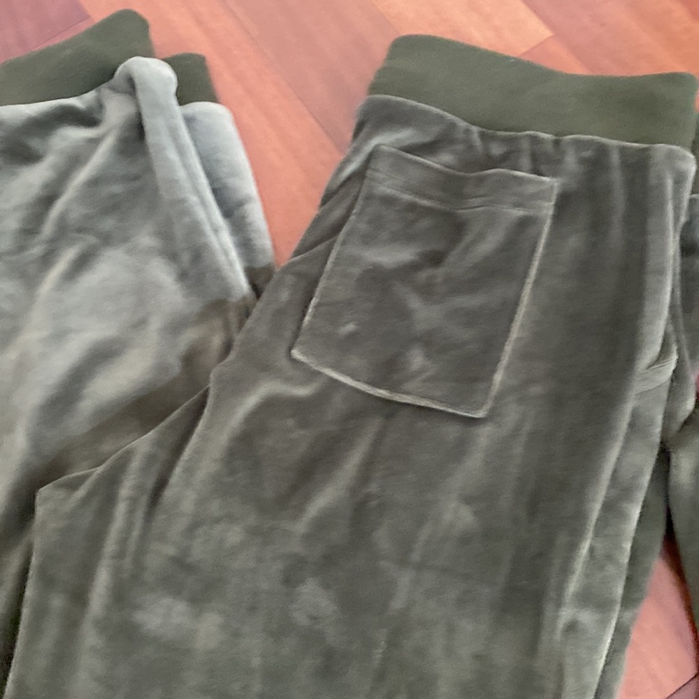 White Mark 2 Piece Womens Plush Green Zip Tracksuit Sz L Velour Soft LIKE NEW - Picture 4 of 17